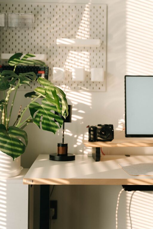 Tips for Creating a Relaxing Home Workspace to Boost Productivity